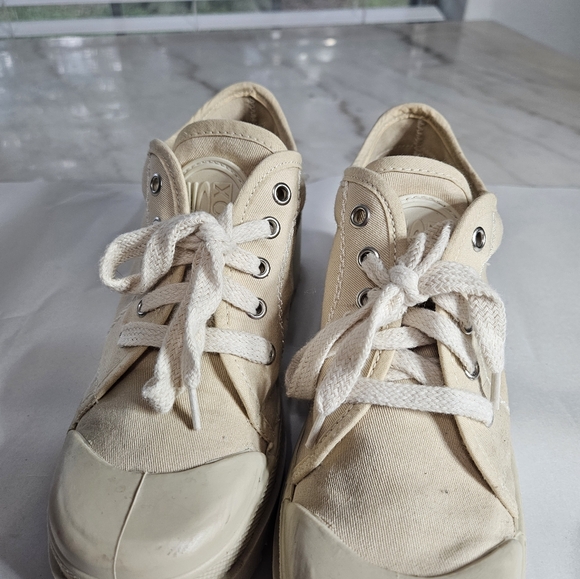 Chic & Cozy Cream Canvas Sneakers,  NoBox, Made in Spain, Size 38 - Picture 9 of 9